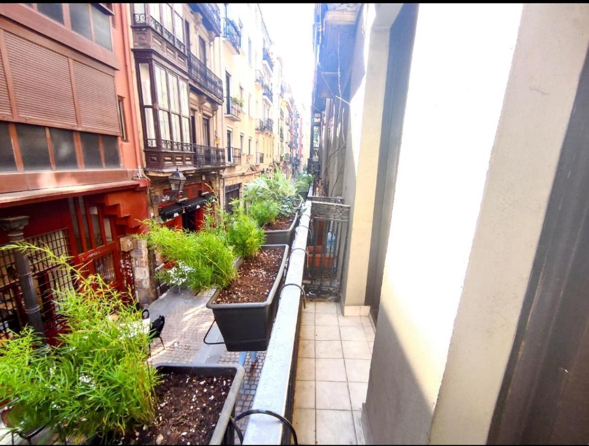 Siete Calles / Bilbao Art Exterior foto